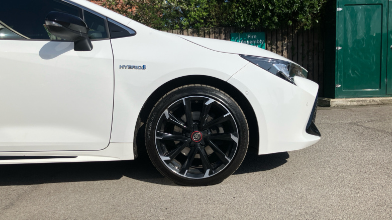 Toyota Corolla 2.0 VVT-i Hybrid GR Sport 5dr CVT Hybrid Hatchback